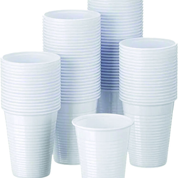 Bicchieri di plastica